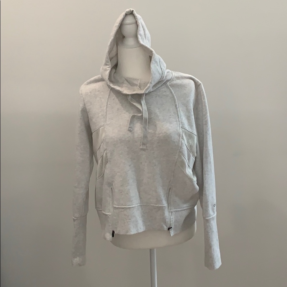 ALO YOGA HOODIE!